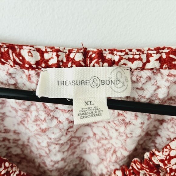 Treasure and Bond Short Sleeve Tie Neck Floral Blouse - Picture 2 of 6